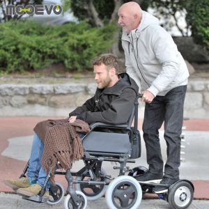 Ver adaptador motor silla de ruedas manuales