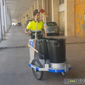 Ver carro electrico sostenible recogida residuos urbanos