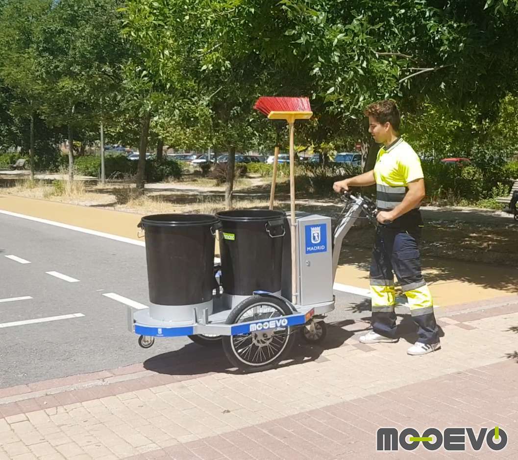 Ver carro recogida de residuos urbanos Madrid