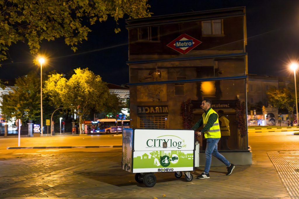 carrito electrico mensajeria madrid